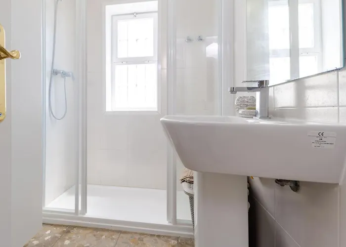 La Casa De Aguacates Entre Marbella, Benahavis Y